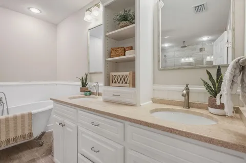 $895,000 | 901 Lighthouse Road, Fort Walton Beach, FL 32547