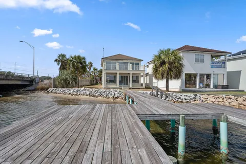 $895,000 | 901 Lighthouse Road, Fort Walton Beach, FL 32547