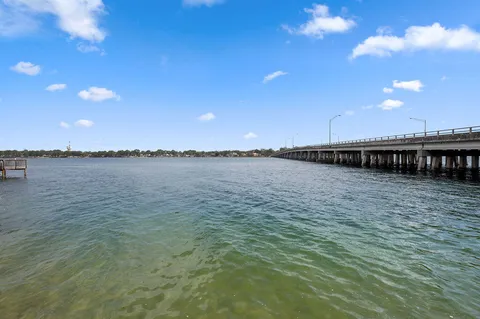 $895,000 | 901 Lighthouse Road, Fort Walton Beach, FL 32547