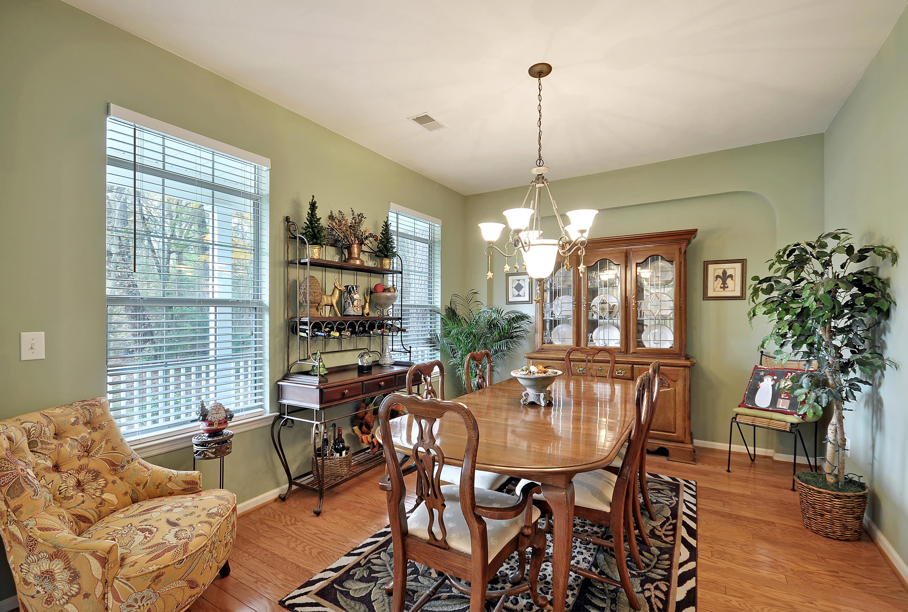 814 Long Drive Road Summerville, SC 29485 - Photo 11 of 34 FormalDining
