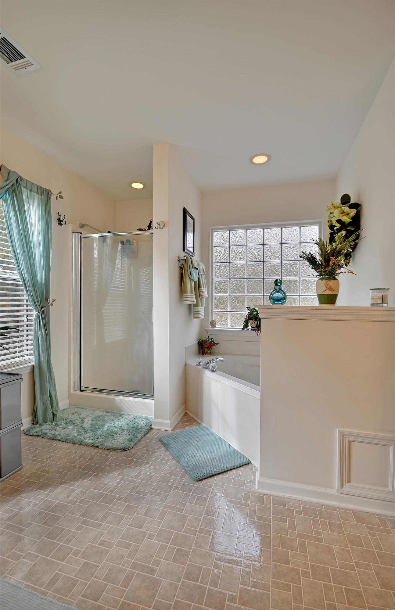 814 Long Drive Road Summerville, SC 29485 - Photo 16 of 34 MasterBath
