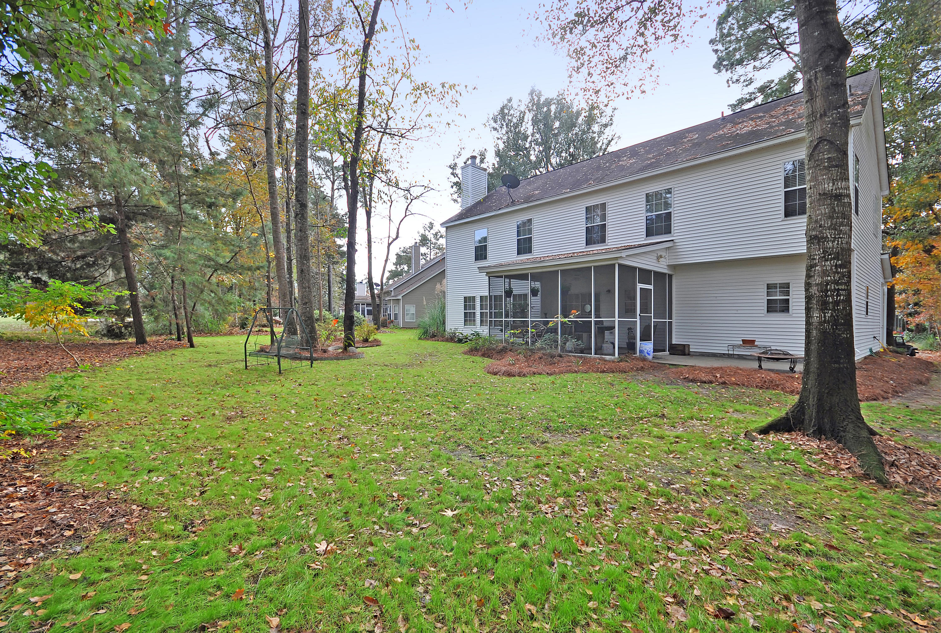 814 Long Drive Road Summerville, SC 29485 - Photo 28 of 34 Backyard-facehouse