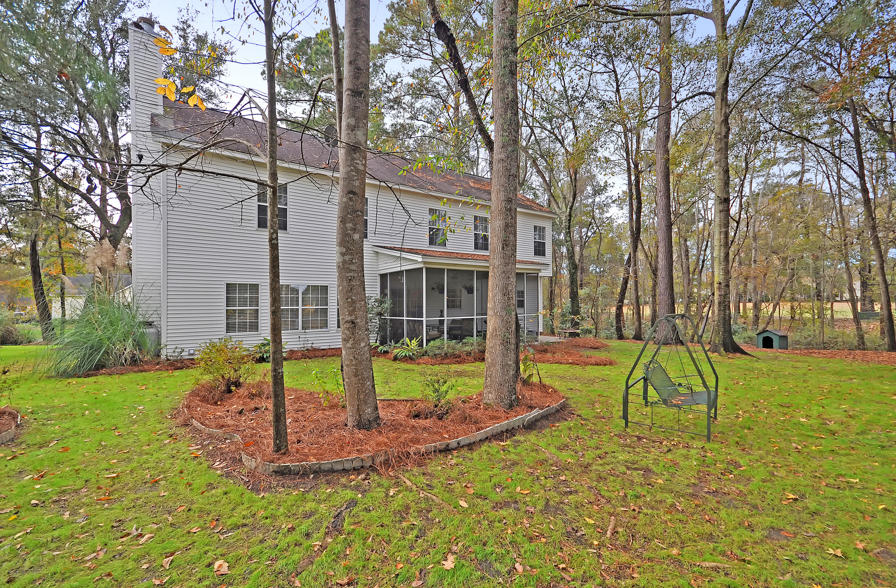 814 Long Drive Road Summerville, SC 29485 - Photo 29 of 34 Backyard-facehouse3