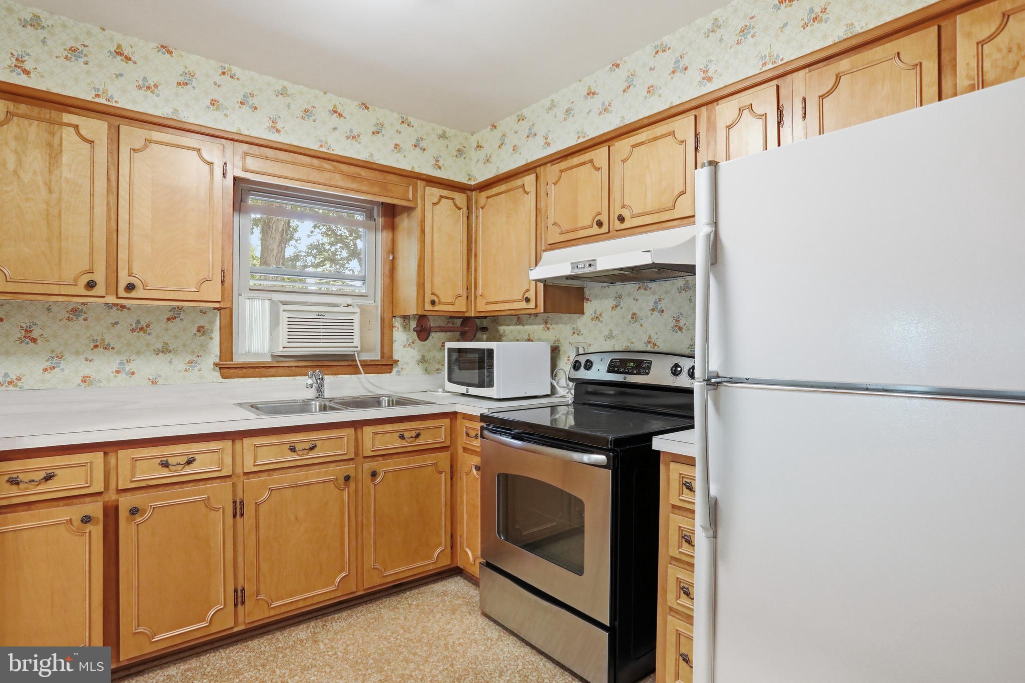 206 Dogwood Road Winchester, VA 22602 - Photo 14 of 39 Kitchen