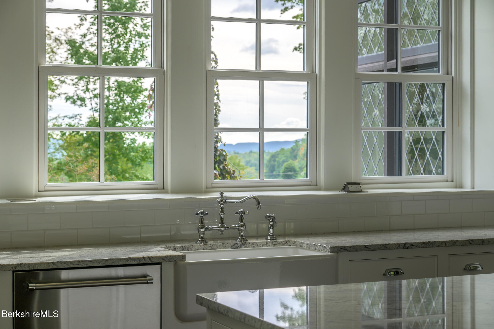 399 Under Mountain Road Lenox, MA 01240 - Photo 22 of 50 Kitchen