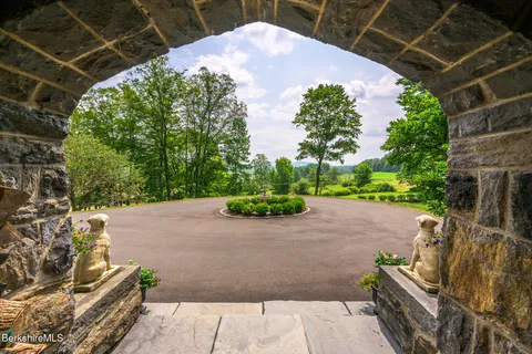 $7,975,000 | 399 Under Mountain Road, Lenox, MA 01240