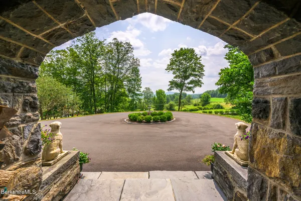 $7,975,000 | 399 Under Mountain Road, Lenox, MA 01240