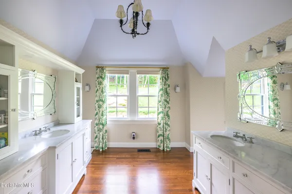 $7,975,000 | 399 Under Mountain Road, Lenox, MA 01240