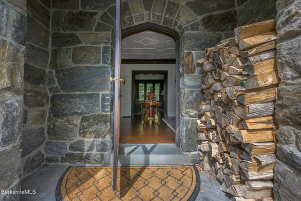 $7,975,000 | 399 Under Mountain Road, Lenox, MA 01240