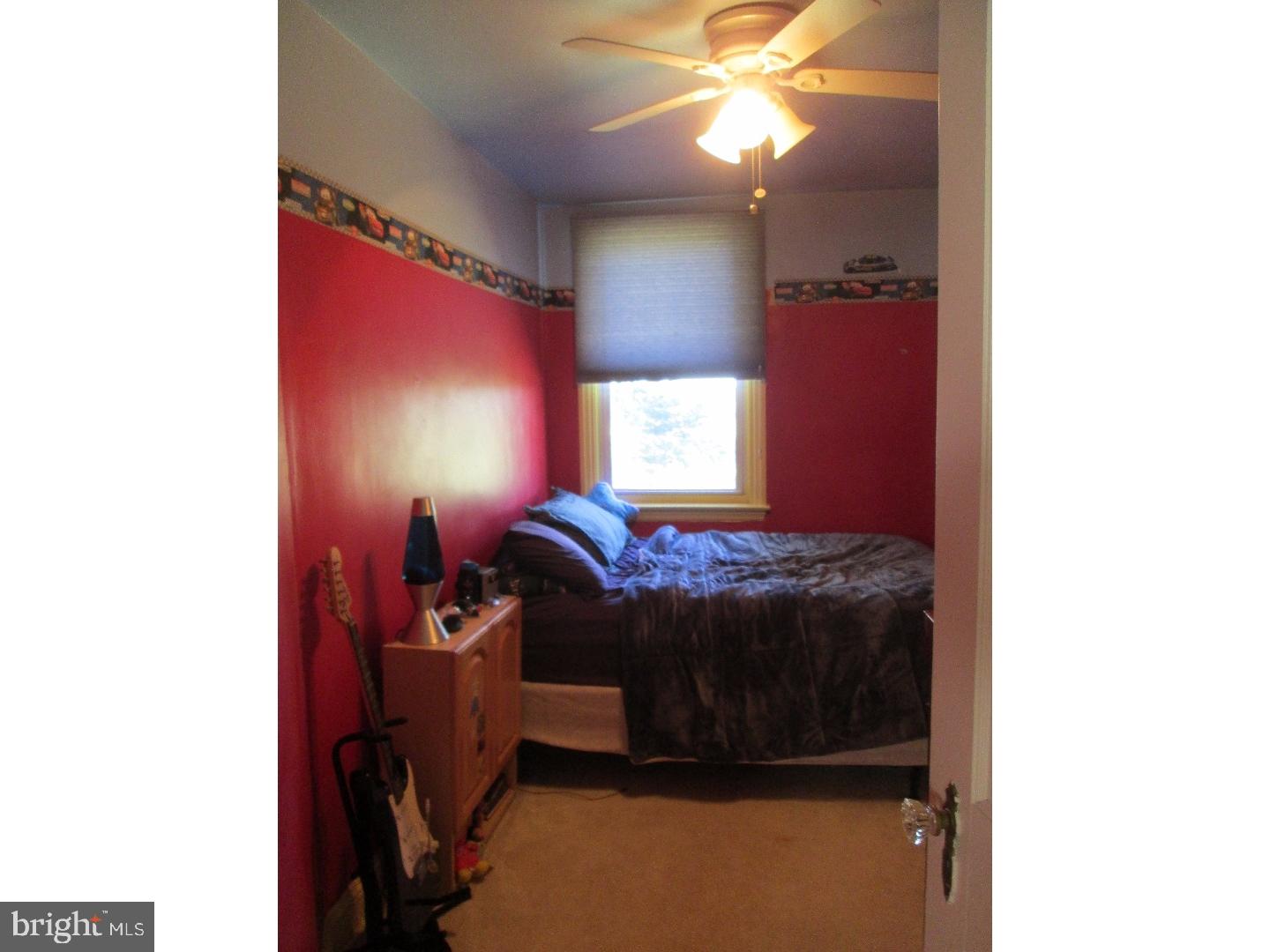 142 Academy Lane Upper Darby, PA 19082 - Photo 14 of 22 Bedroom 3
