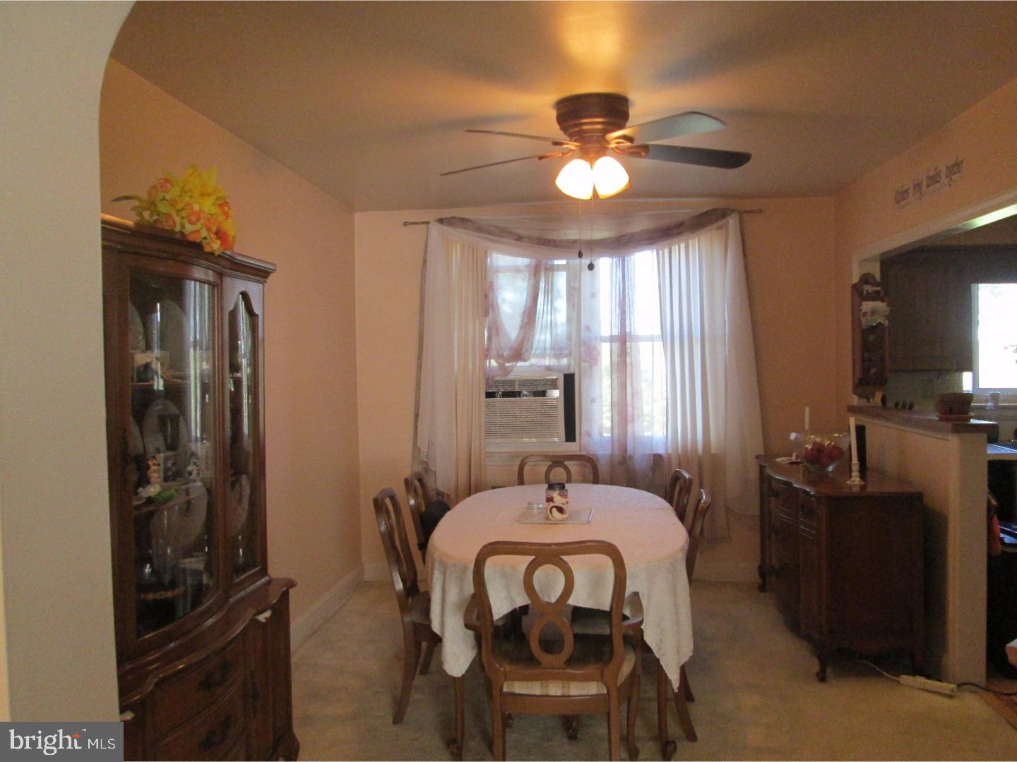 142 Academy Lane Upper Darby, PA 19082 - Photo 8 of 22 Dining Room