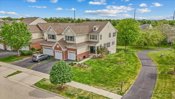 $440,000 | 1131 Falcon Ridge Drive, Elgin, IL 60124