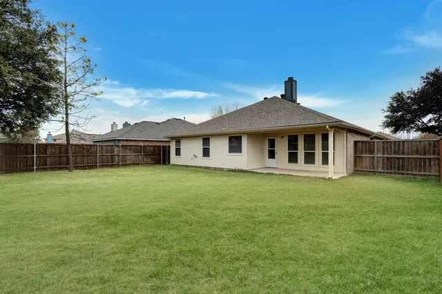 $2,350 | 9816 Pierce Drive, McKinney, TX 75072