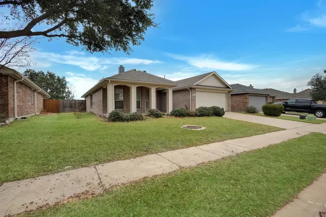 $2,350 | 9816 Pierce Drive, McKinney, TX 75072