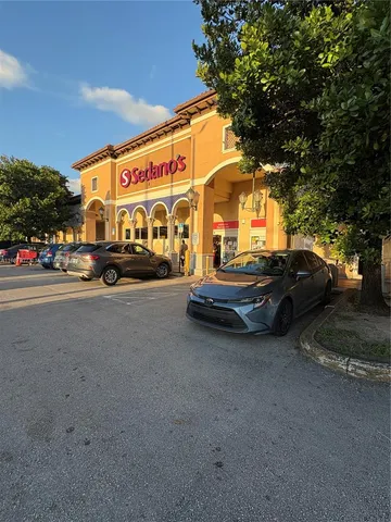 $239,000 | 30 East 39th Street, Unit 325, Hialeah, FL 33013