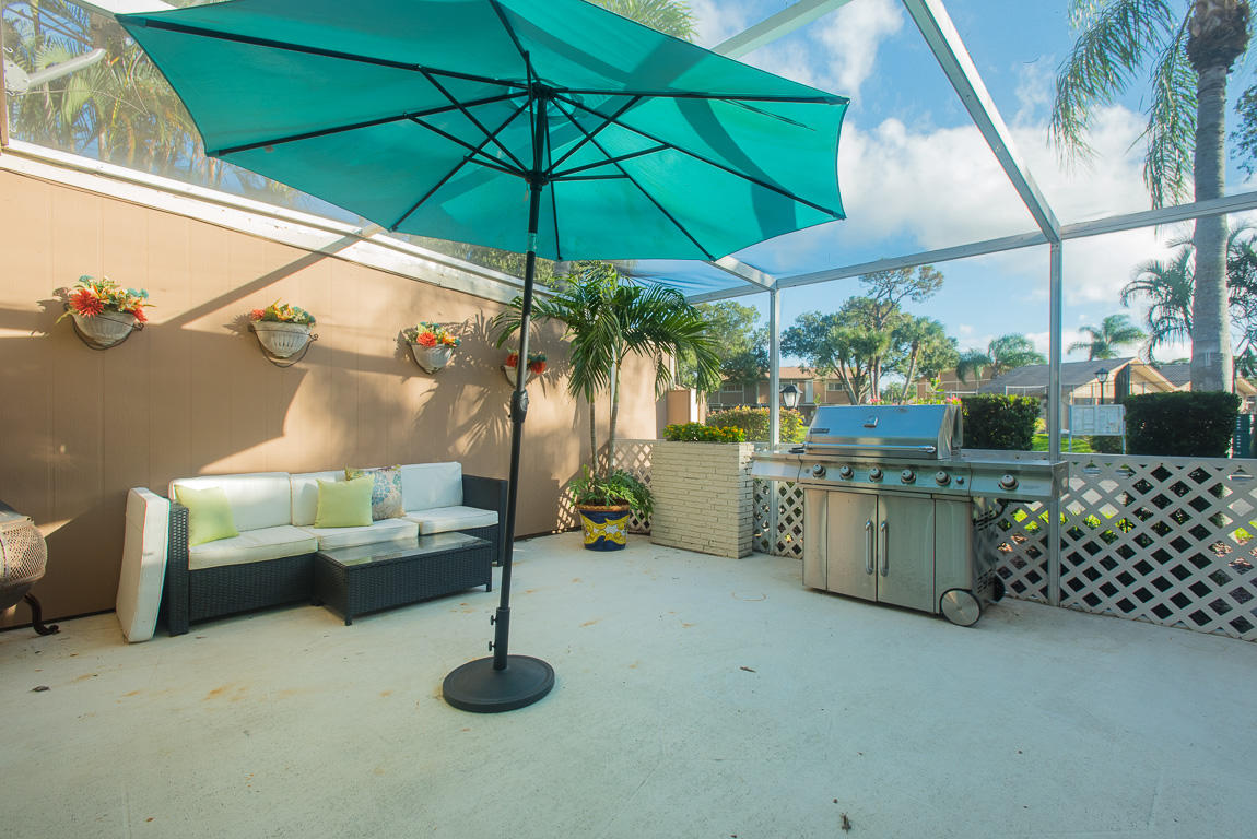 52 Maplecrest Circle Jupiter, FL 33458 - Photo 21 of 42 52 Maplecrest Cir-7