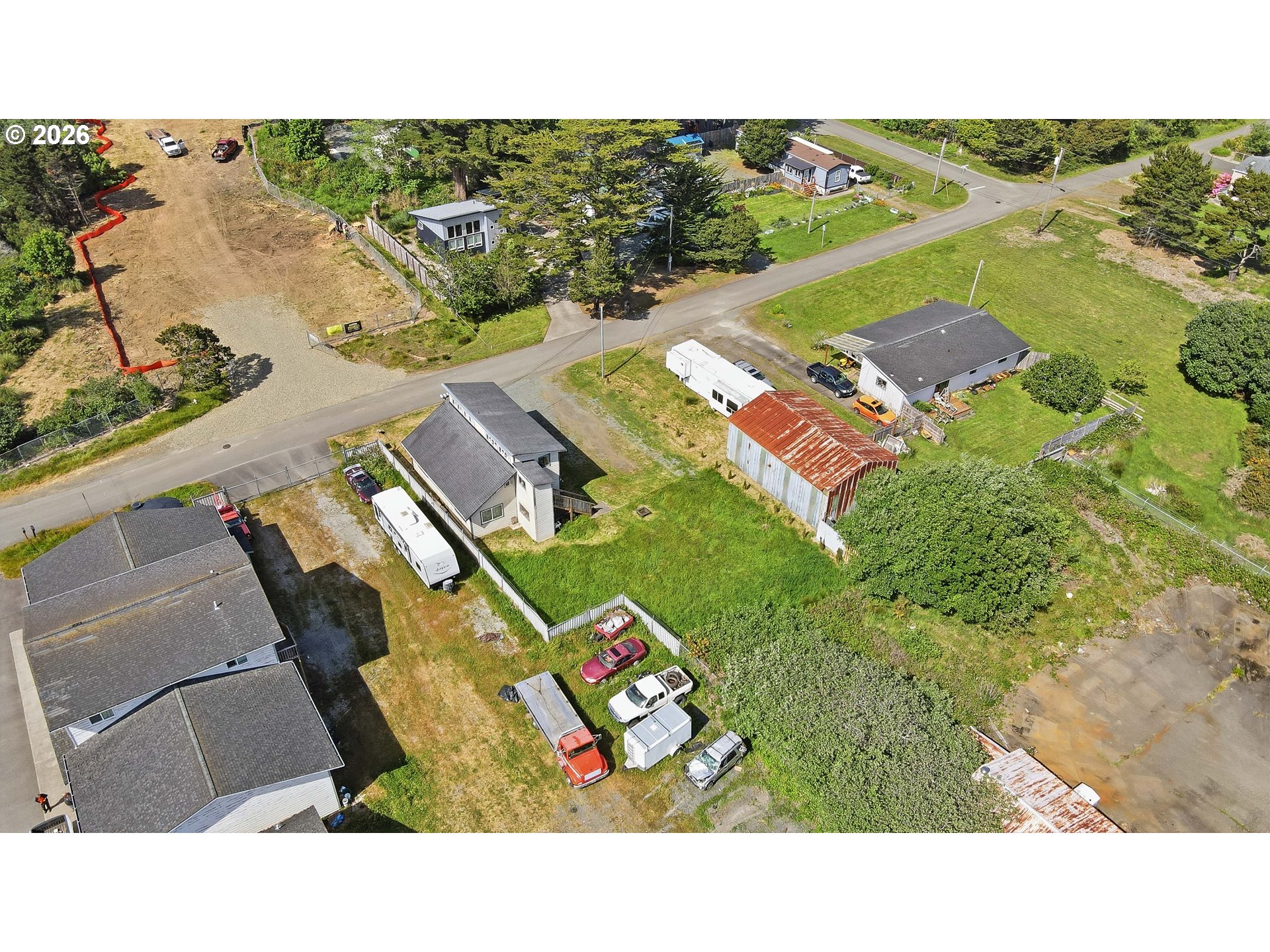 195 17th Street Southeast Bandon, OR 97411 - Photo 16 of 20