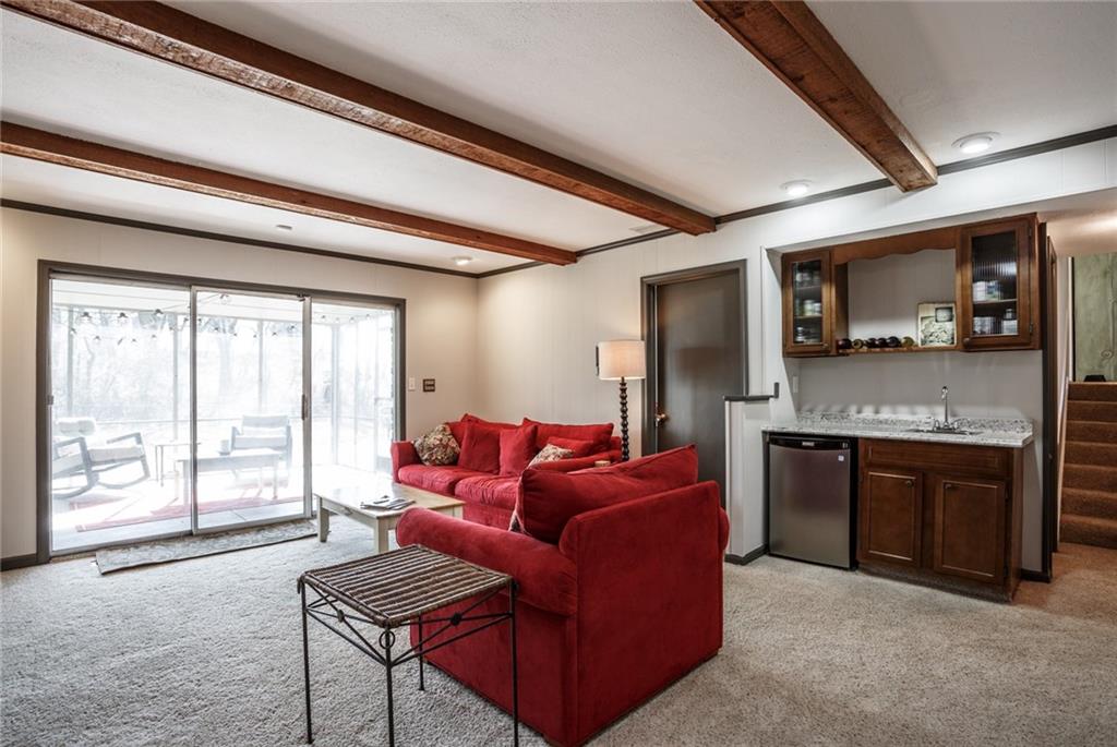 8629 Lancaster Road Indianapolis, IN 46260 - Photo 15 of 32 Gallery Image 15