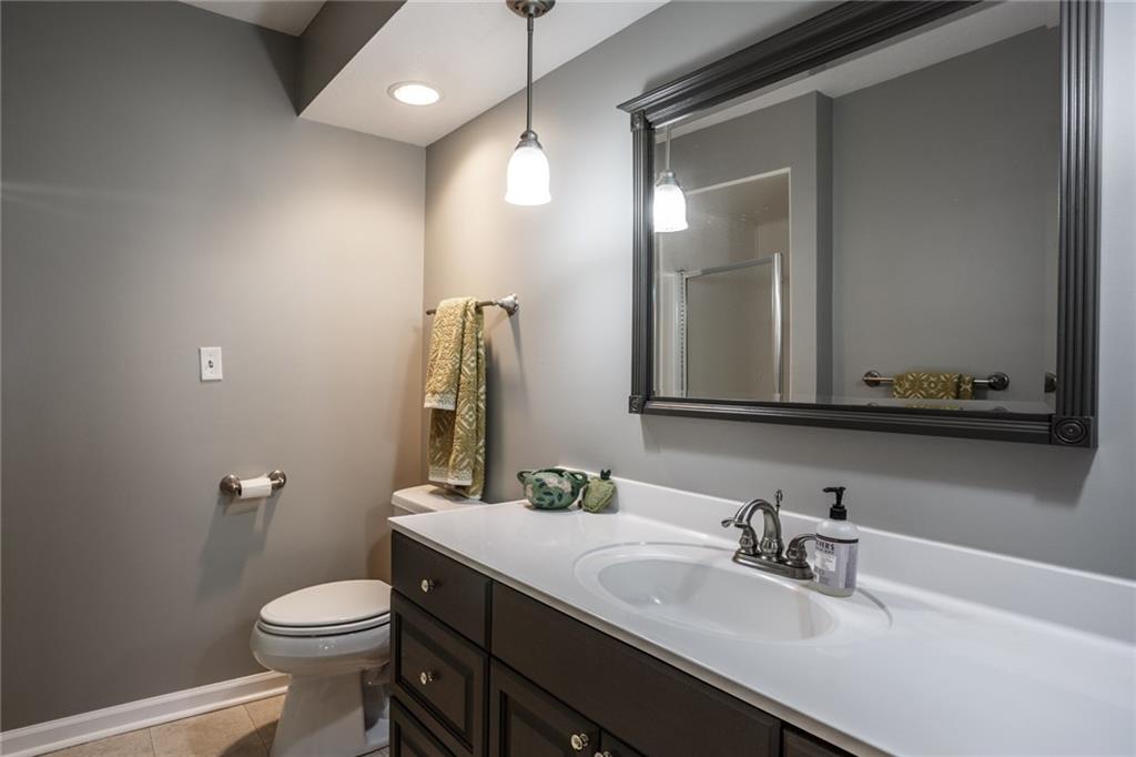 8629 Lancaster Road Indianapolis, IN 46260 - Photo 18 of 32 Gallery Image 18