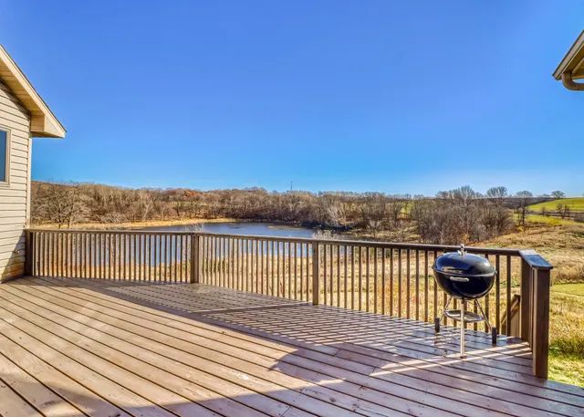 $689,000 | 49236 245th Avenue, Pelican Rapids, MN 56572