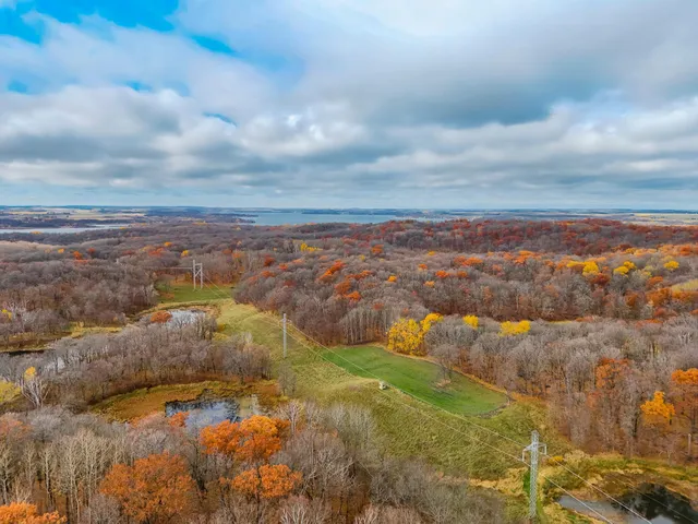 $689,000 | 49236 245th Avenue, Pelican Rapids, MN 56572