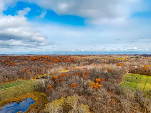 $689,000 | 49236 245th Avenue, Pelican Rapids, MN 56572