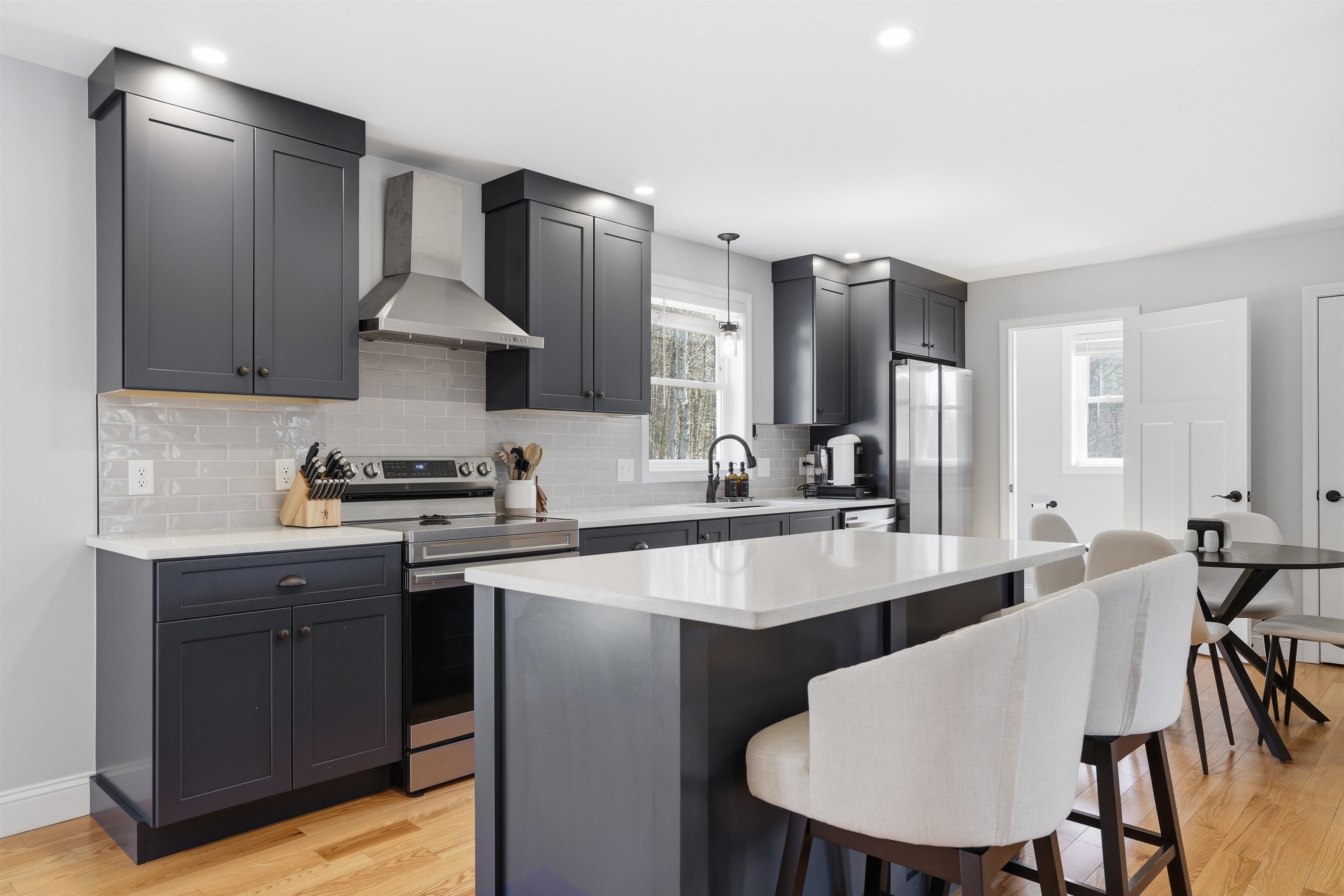 444 Pickering Road Rochester, NH 03867 - Photo 11 of 49