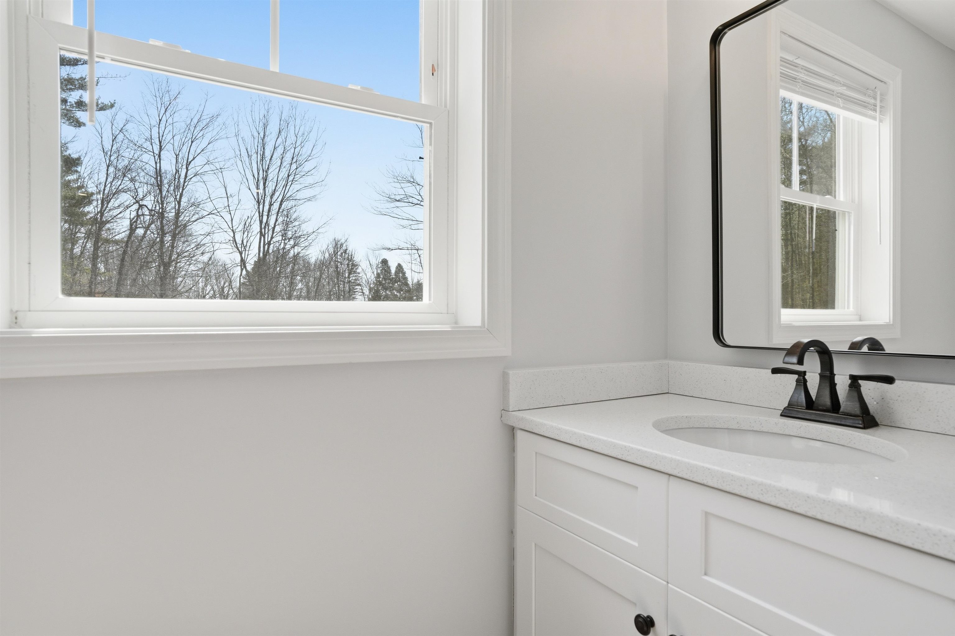 444 Pickering Road Rochester, NH 03867 - Photo 15 of 49