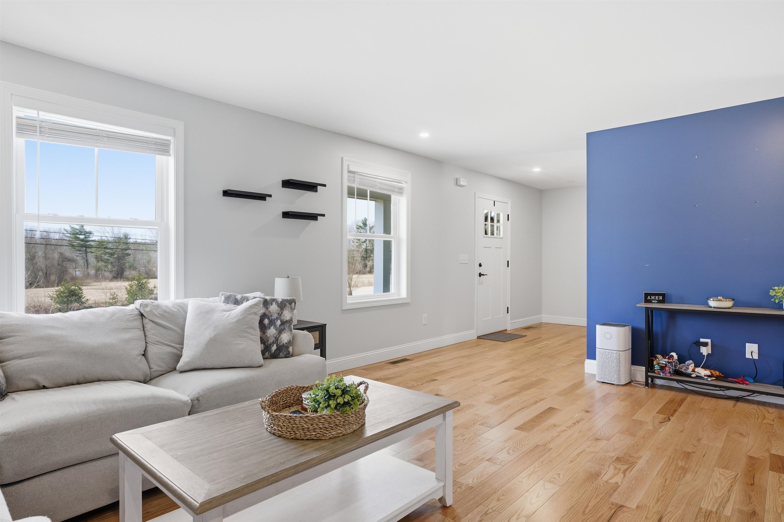 444 Pickering Road Rochester, NH 03867 - Photo 5 of 49