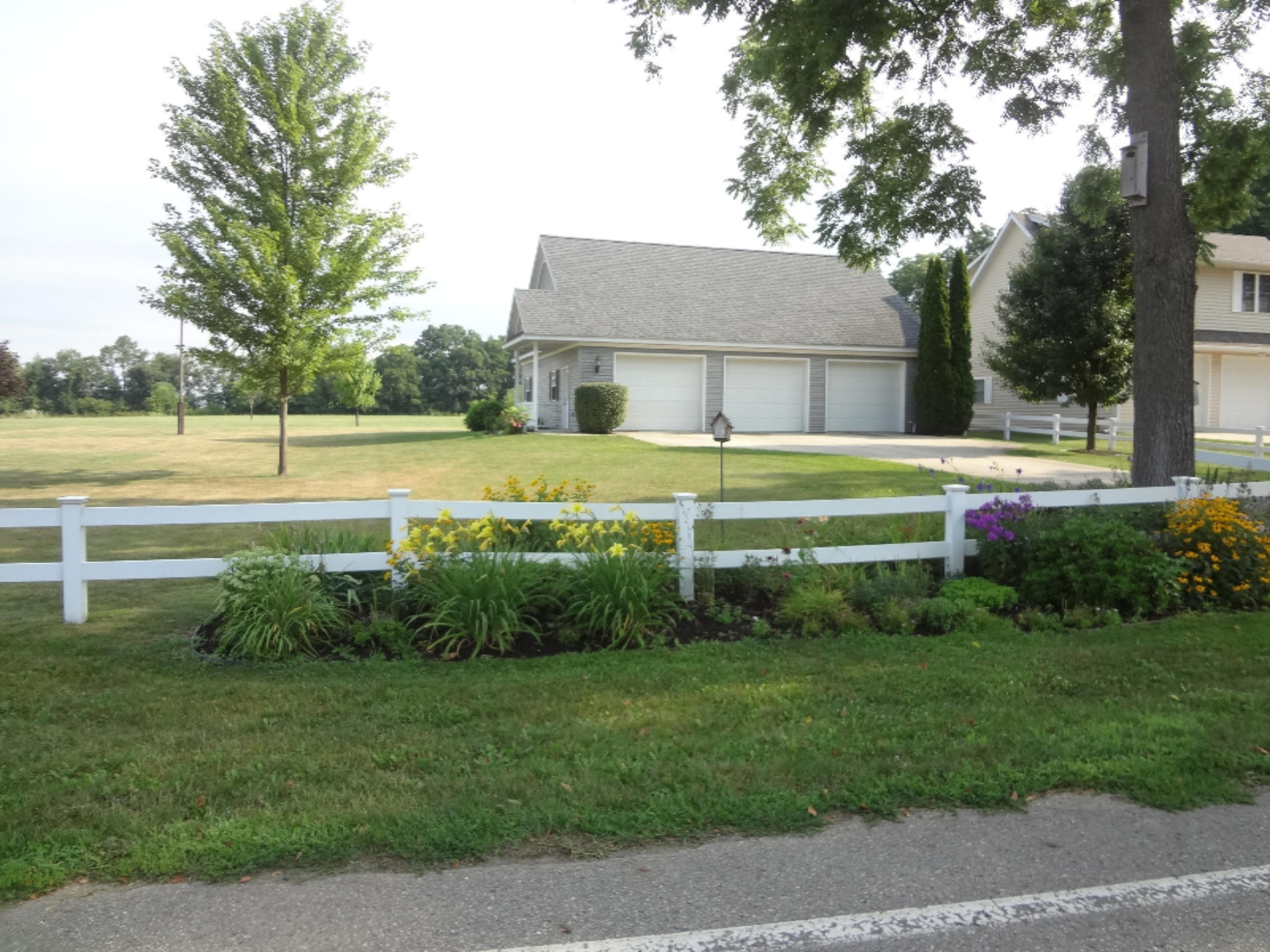 20737 Decatur Street Cassopolis, MI 49031 - Photo 35 of 40 DSC08176