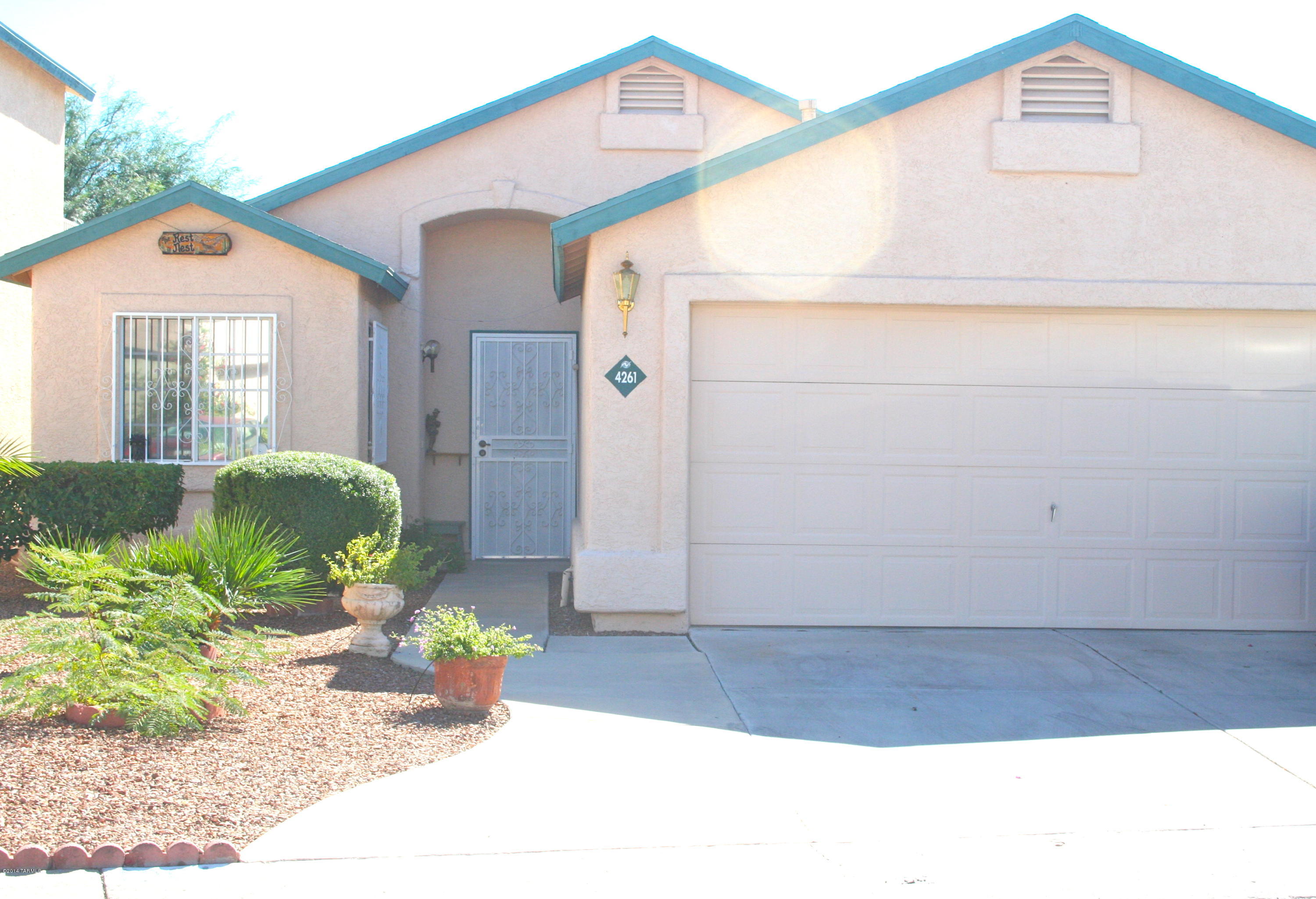 4261 West Bunk House Road Tucson, AZ 85741 - Photo 2 of 37 Gallery Image 2