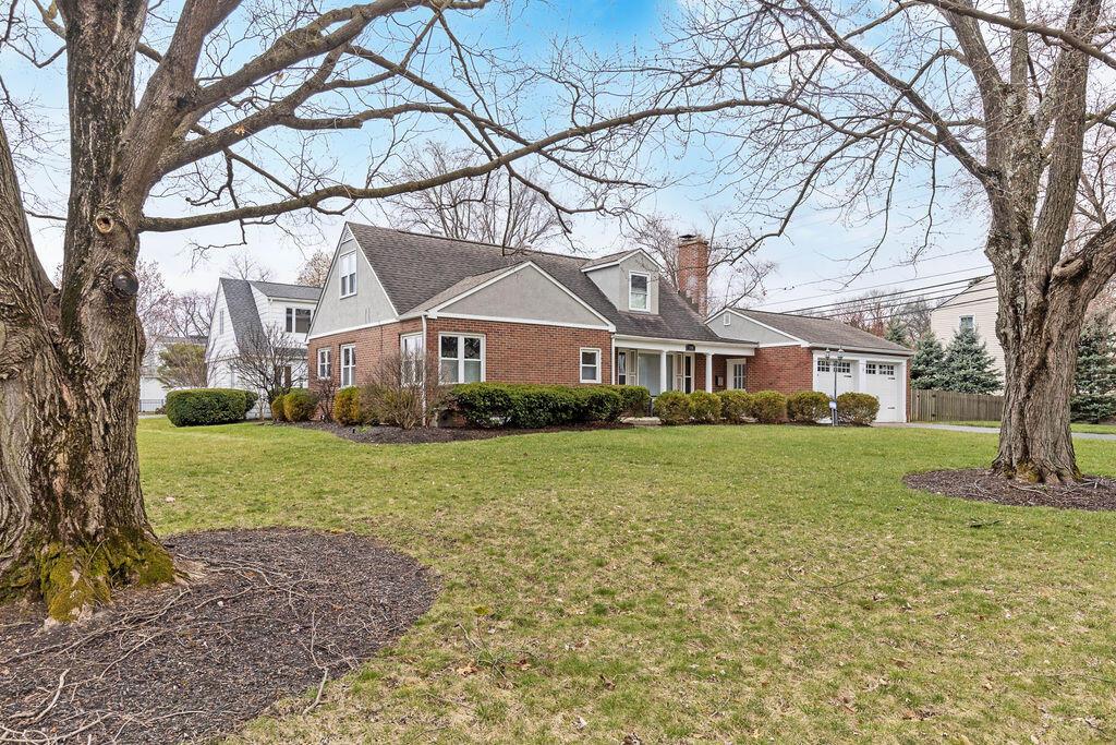 1445 Ashdowne Road Columbus, OH 43221 - Photo 39 of 54 39