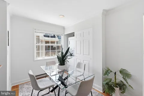 $340,000 | 1608 West Abingdon Drive, Unit 302, Alexandria, VA 22314