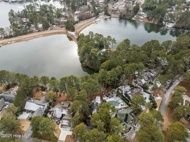 $775,000 | 350 Pine Vista Drive, Pinehurst, NC 28374