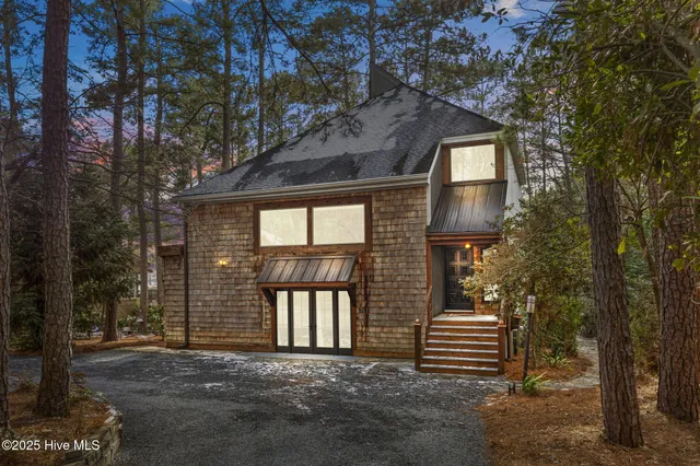 $775,000 | 350 Pine Vista Drive, Pinehurst, NC 28374