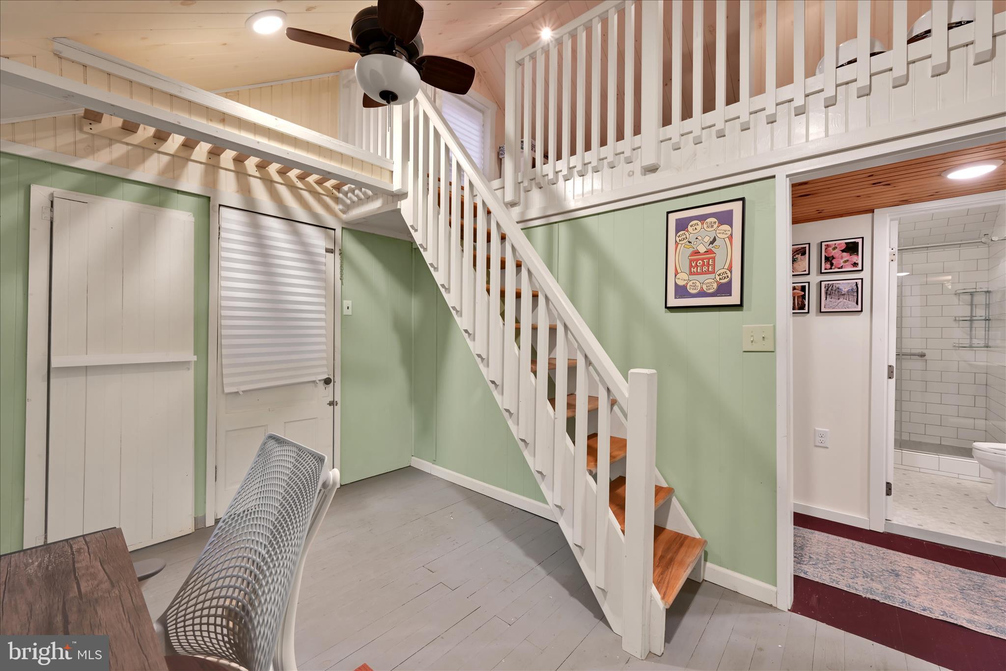 609 6th Street Mount Gretna, PA 17064 - Photo 28 of 39 a view of entryway
