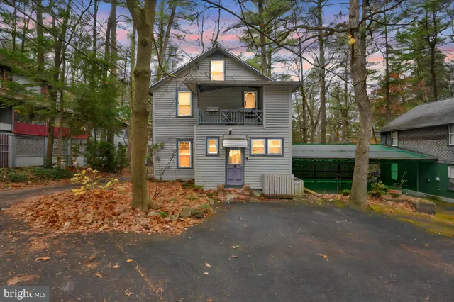 $374,900 | 609 6th Street, Mount Gretna, PA 17064