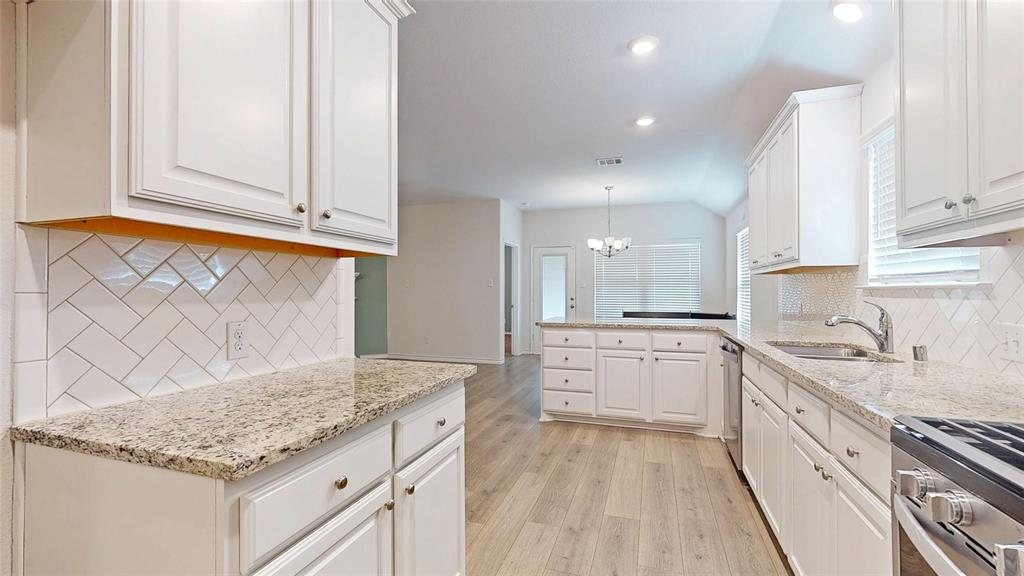 403 Cowboy Way Anna, TX 75409 - Photo 11 of 33 Gallery Image 11