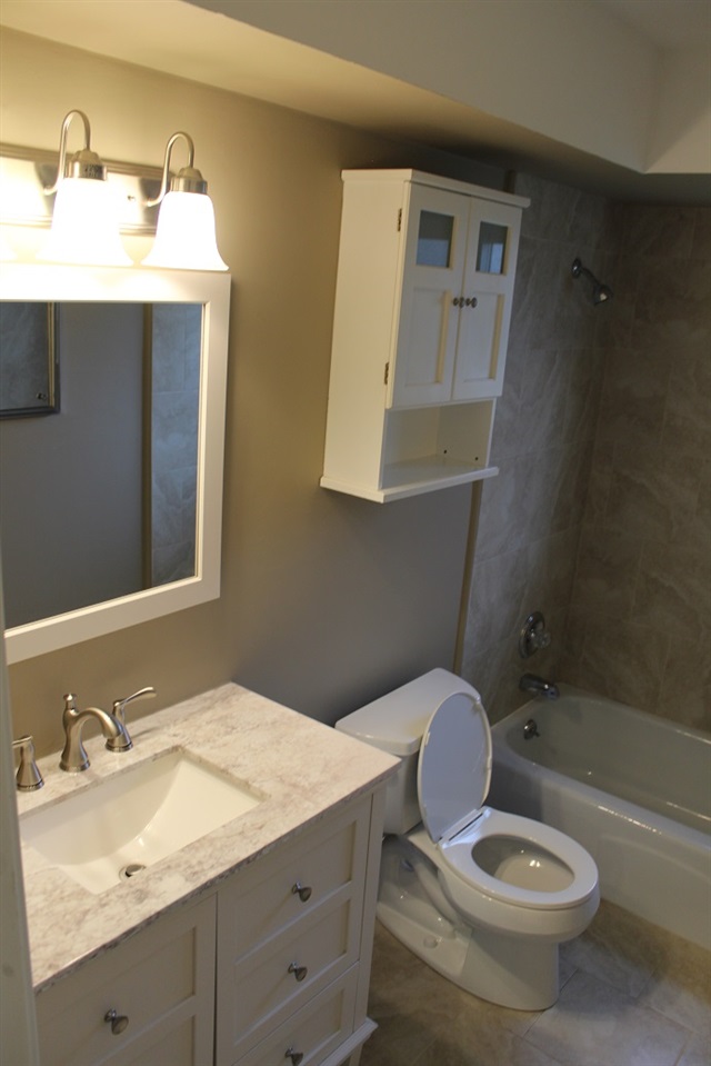 36773 Kelly Road Clinton Township, MI 48035 - Photo 30 of 56 31335611-29.JPG