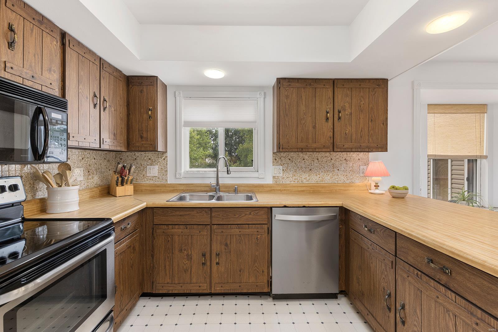 12 High Trail St. Peters, MO 63376 - Photo 21 of 50