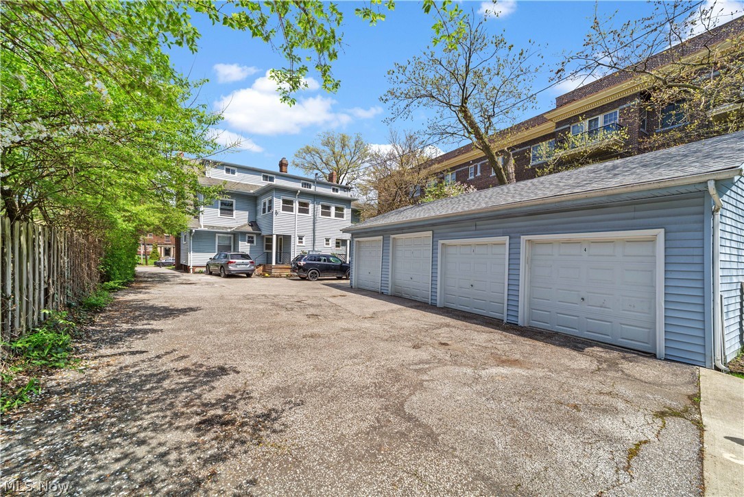 2434 Overlook Road Cleveland, OH 44106 - Photo 47 of 49