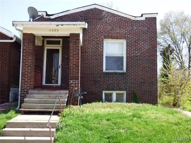 $20,000 | 5086 Arlington Avenue, St. Louis, MO 63120