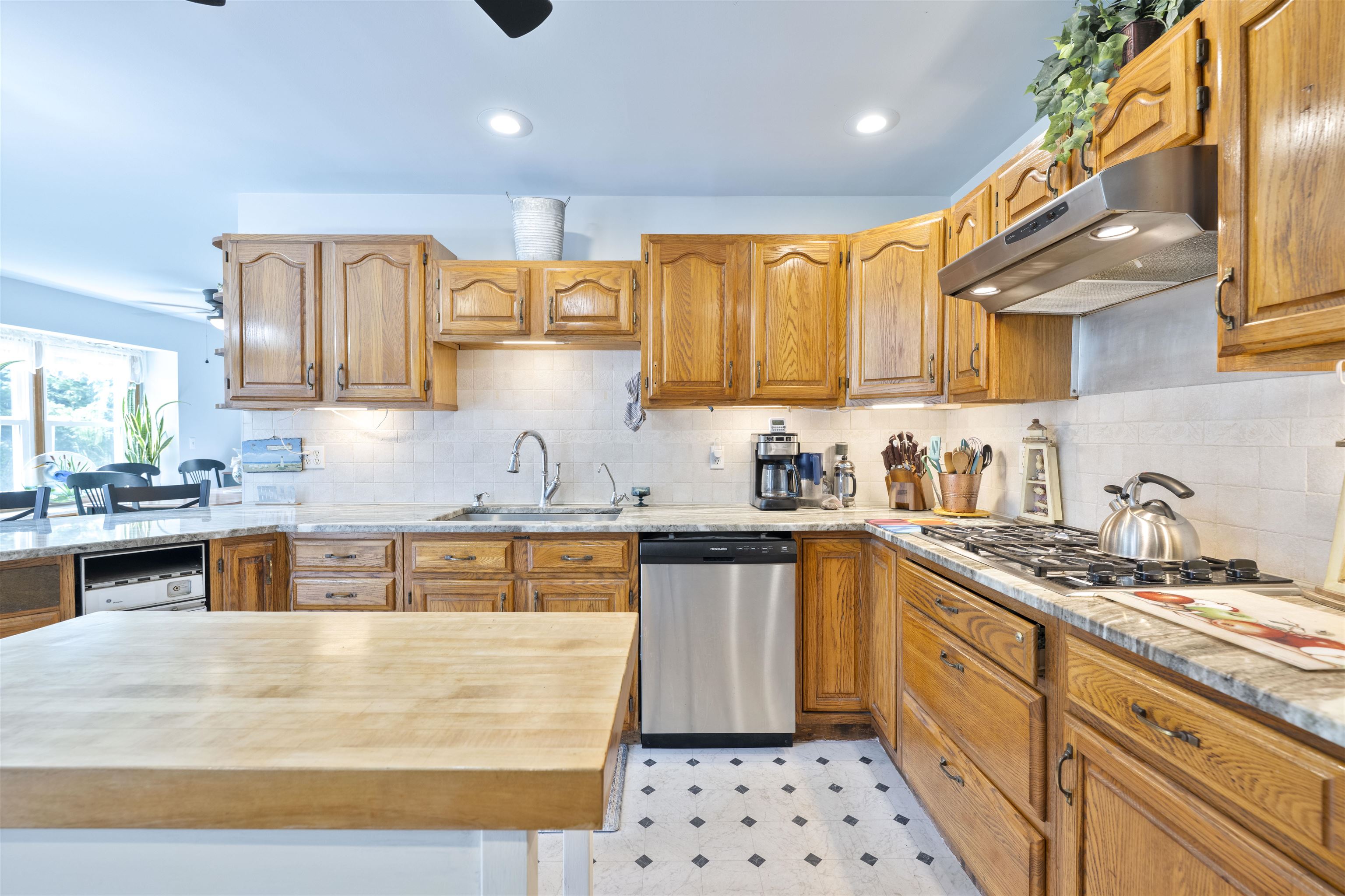 668 Crawford Road North Cape May, NJ 08204 - Photo 13 of 40