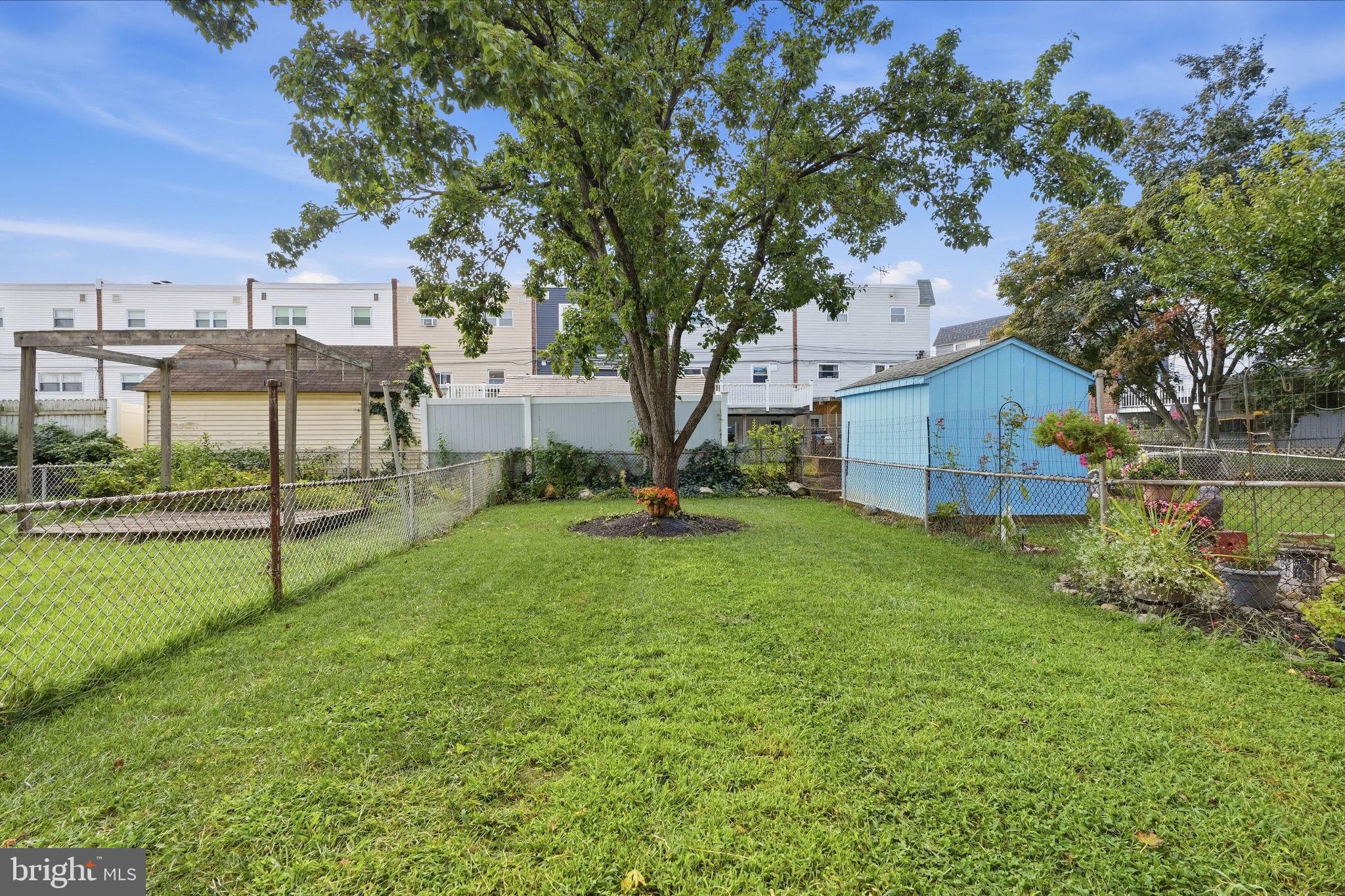 11753 Brandon Road Philadelphia, PA 19154 - Photo 31 of 36 Gallery Image 31