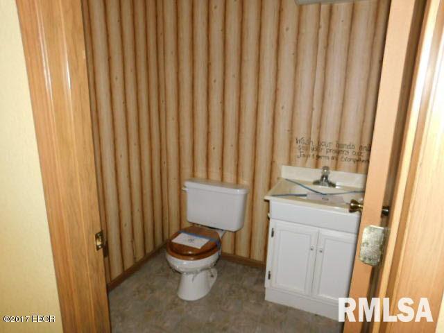 21925 Knob Prairie Road Thompsonville, IL 62890 - Photo 13 of 24 Gallery Image 13