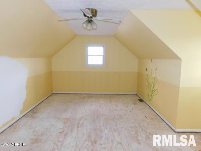 21925 Knob Prairie Road Thompsonville, IL 62890 - Photo 14 of 24 Gallery Image 14