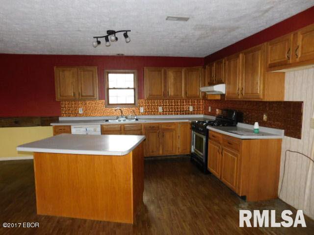 21925 Knob Prairie Road Thompsonville, IL 62890 - Photo 6 of 24 Gallery Image 6