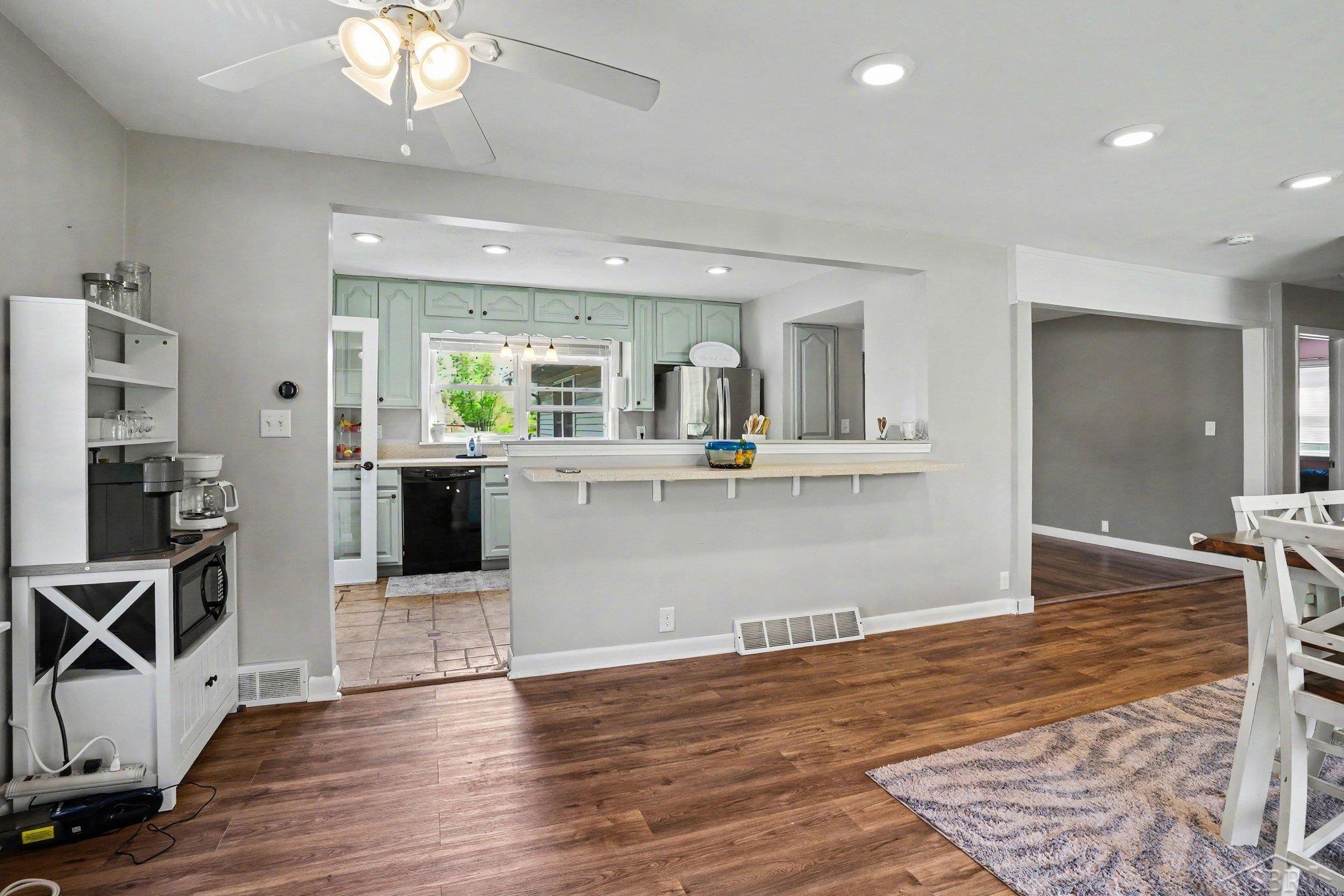 4300 Wheeler Road Bay City, MI 48706 - Photo 25 of 29