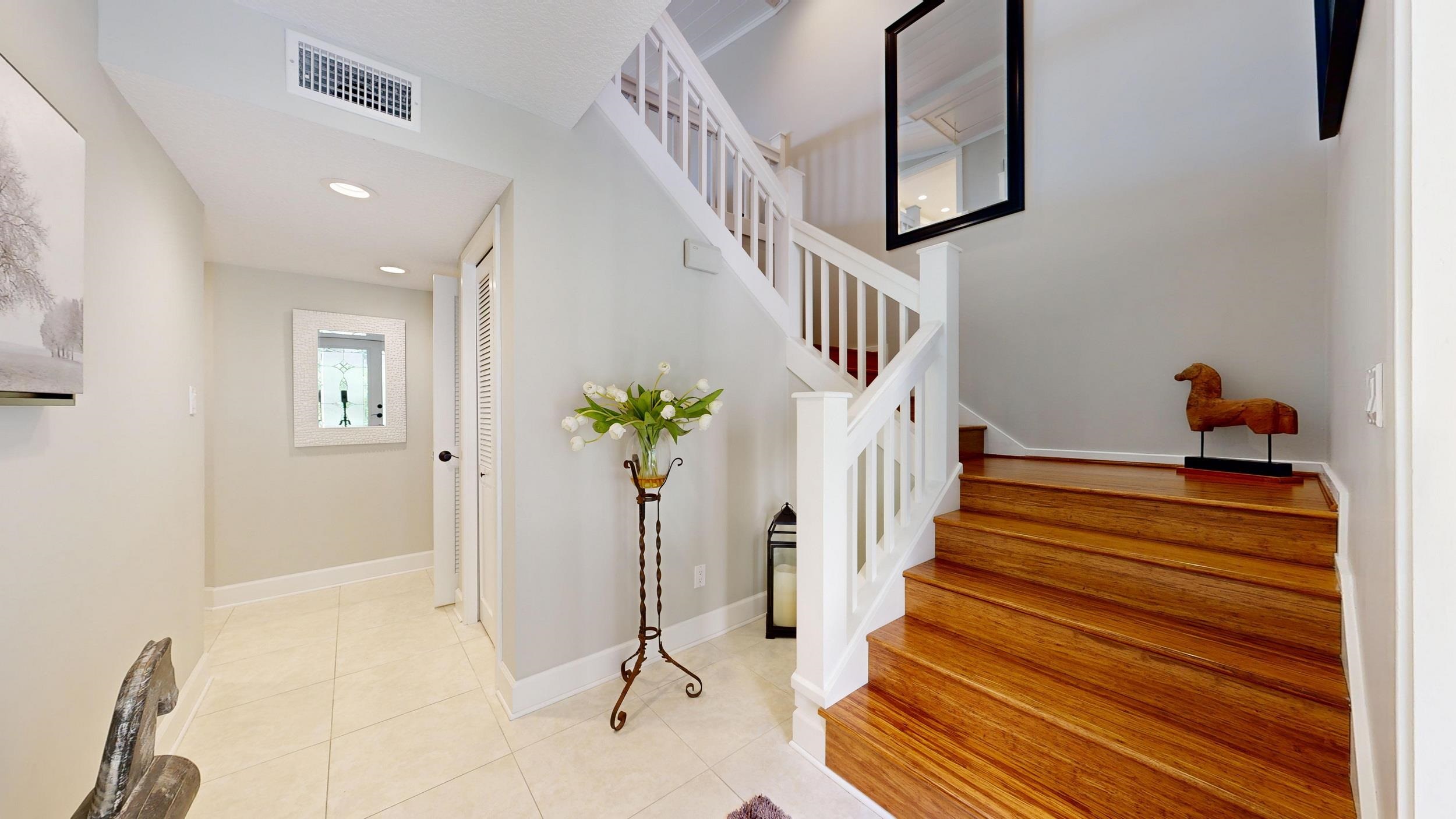 3431 Harbor Drive St. Augustine, FL 32084 - Photo 34 of 61 a view of entryway and hall