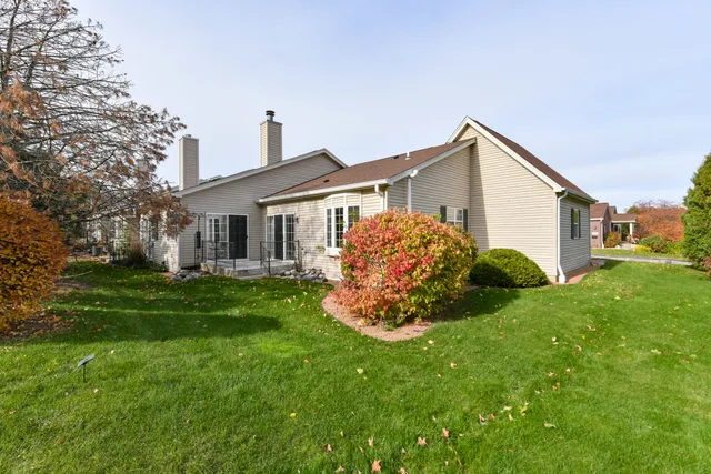 $329,900 | 5228 South Hidden Drive, Greenfield, WI 53221